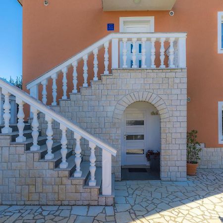 Apartment Laura By Interhome Galižana Exterior foto